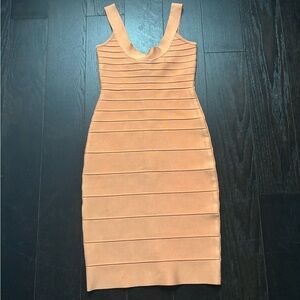 Elegant Orange Sleeveless Dress